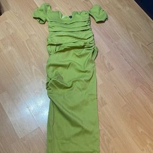Pretty Little Thing - Olive Textured Bardot Underwired Ruched Maxi Dress
